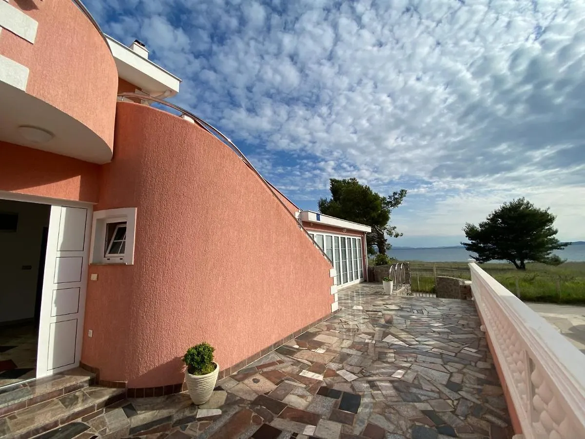 Villa Nives Nin Appartamento